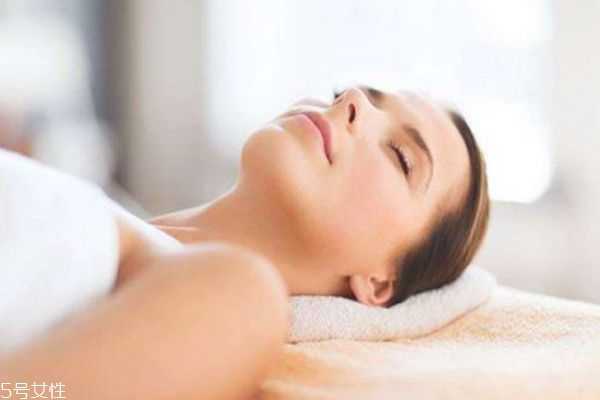 睡眠面膜要避开眼周吗 睡眠面膜要避开眼周吗