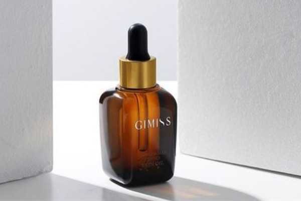 山茶花精油可以直接涂在脸上吗 山茶花精油可以直接涂在脸上吗