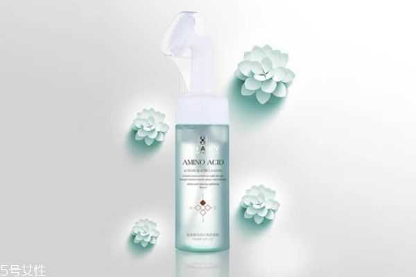 氨基酸洁面作用