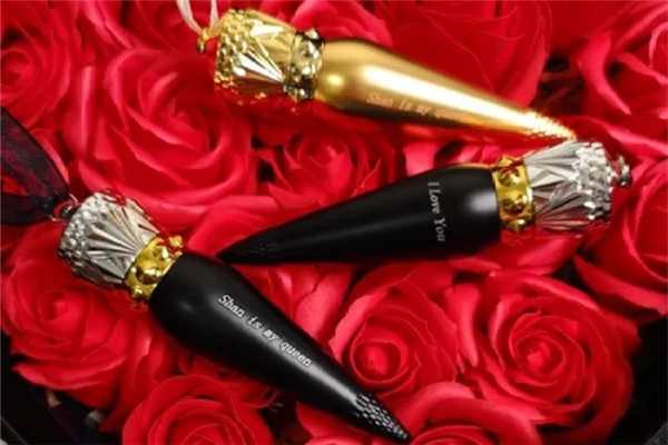 萝卜丁口红什么牌子