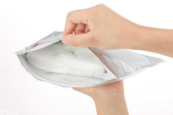 日本露露伦面膜用法