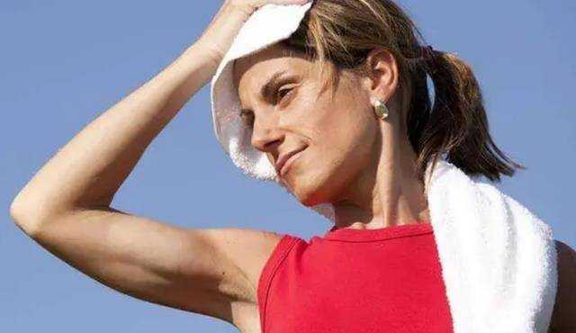 出汗能给人体带来哪些好处？ 