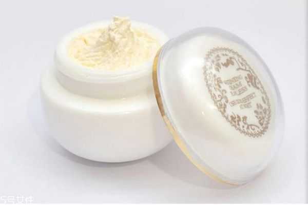 麦吉丽贵妇膏晚上涂 麦吉丽贵妇膏晚上涂