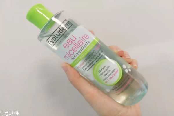 艾薇登卸妆水和贝德玛哪个好 艾薇登卸妆水和贝德玛哪个好