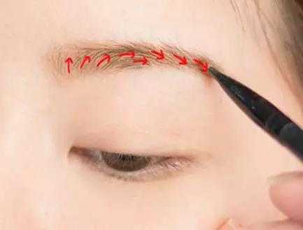 眼妆怎么画最迷人漂亮？怎样画眼妆简单又漂亮