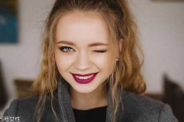 什么是奶油肌粉底液？奶油肌和雾面区别