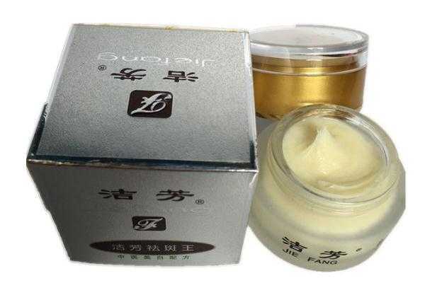 祛斑霜是晚上用还是白天用 祛斑霜是不是都含有激素