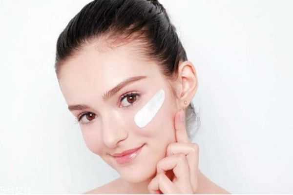 水乳到底怎么用