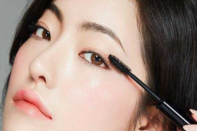 睫毛膏干了怎么恢复