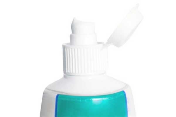 牙膏洗脸的正确方法 用牙膏洗脸六大好处