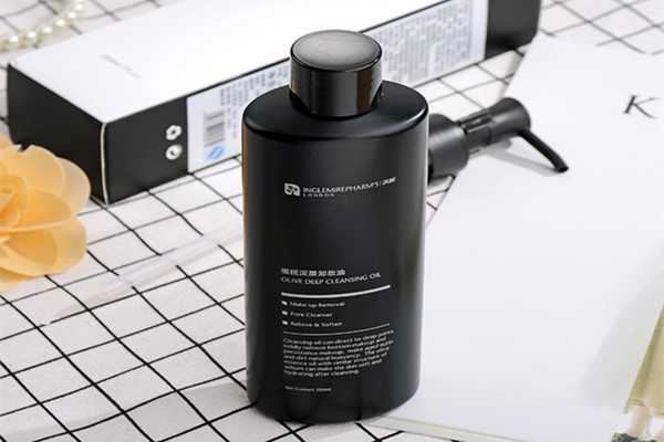 英树卸妆油好用吗？英树卸妆油的使用步骤