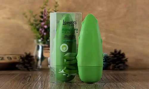 男士可以用洁面胶吗