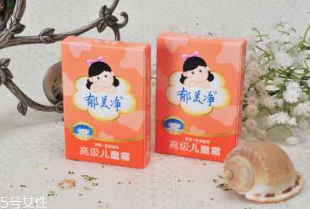 郁美净儿童霜大人可以用吗?使用郁美净儿童霜的注意事项 郁美净儿童霜大人可以用吗?使用郁美净儿童霜的注意事项