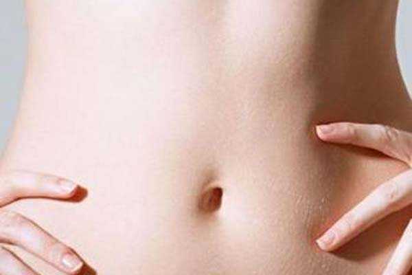 香水喷在哪里最好?这7个位置让你持久留香 香水喷在哪里最好?这7个位置让你持久留香