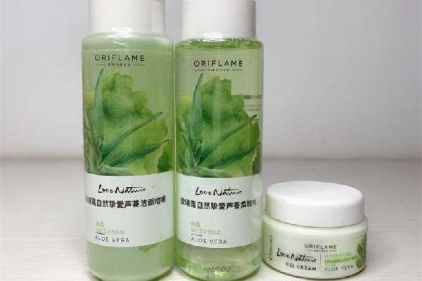 芦荟爽肤水会黏腻吗