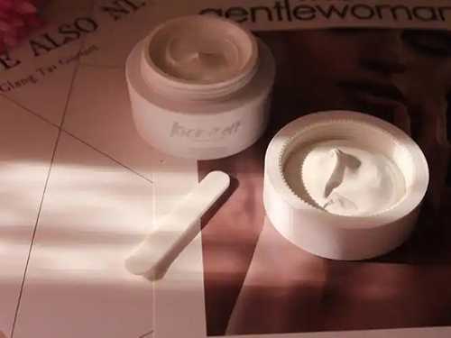 素颜霜的正确使用顺序