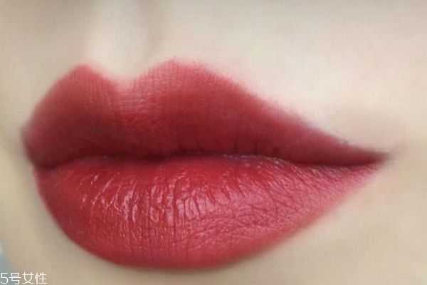 高中生用哪种口红好？一百元内有哪些好看的口红