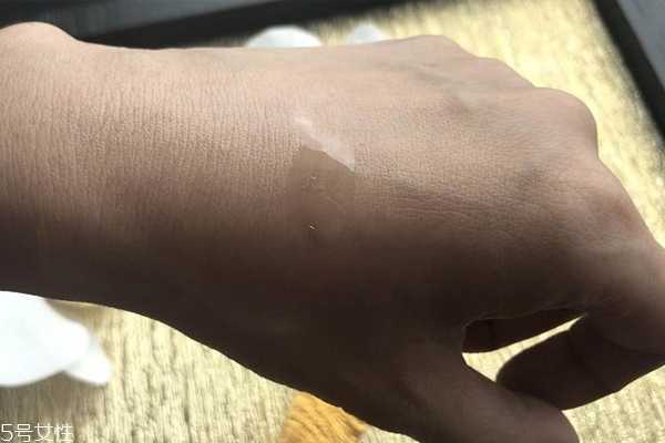 精油怎么按摩脸