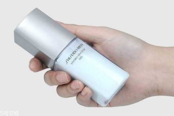 男士乳液女生可以用吗