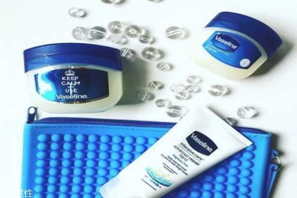 妮维雅护手霜好用吗