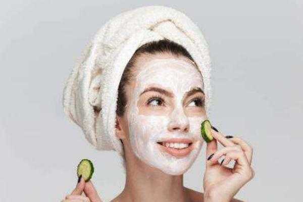 收缩毛孔可以用芦荟胶吗