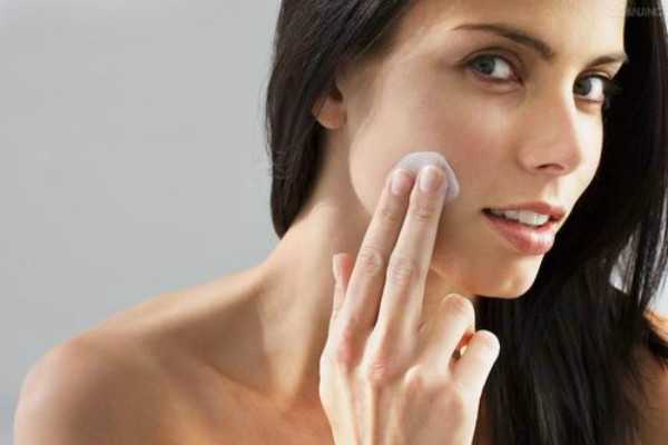 洗面奶能去痘痘吗 洗面奶能去痘痘吗