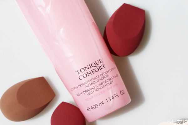 爽肤水什么时候用最佳?爽肤水早上用还是晚上 爽肤水什么时候用最佳?爽肤水早上用还是晚上