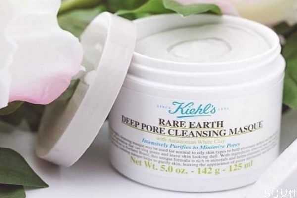 科颜氏白泥有致痘成分吗?科颜氏白泥可以涂在痘痘上么 科颜氏白泥有致痘成分吗?科颜氏白泥可以涂在痘痘上么