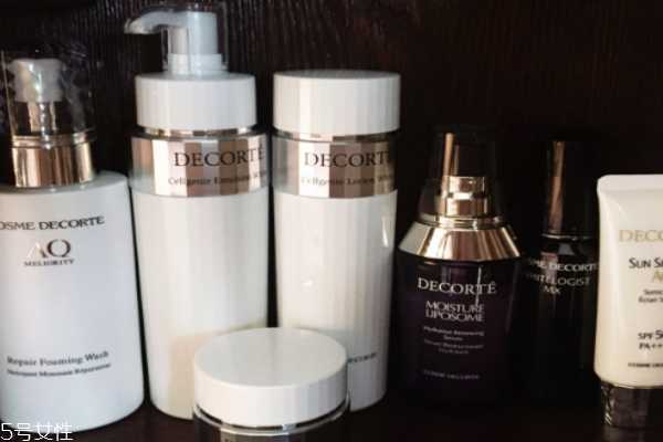 黛珂哪个系列适合25岁 黛珂哪个系列适合25岁