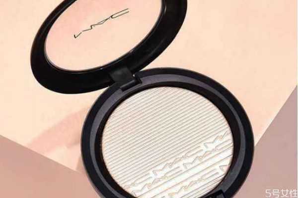 mac生姜高光是什么质地?mac生姜高光怎么用 mac生姜高光是什么质地?mac生姜高光怎么用
