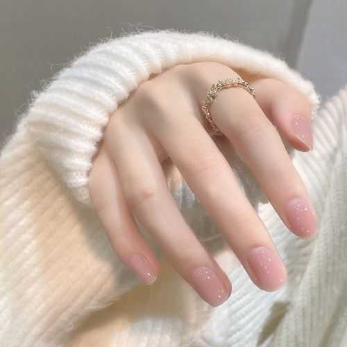 雾面指甲油是什么样的 雾面指甲油是什么样的