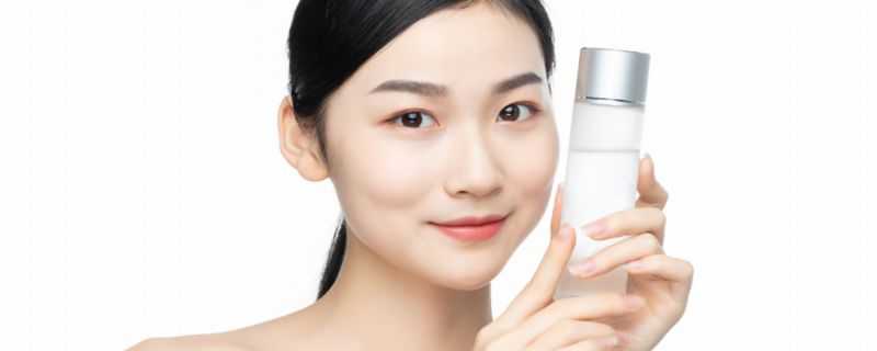 先用爽肤水还是面膜 先用爽肤水还是面膜