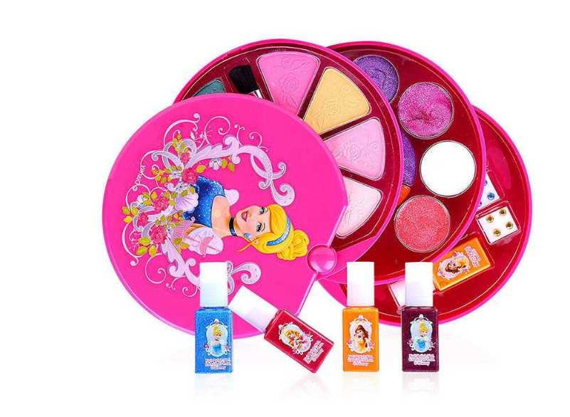 儿童化妆玩具能往脸上涂吗