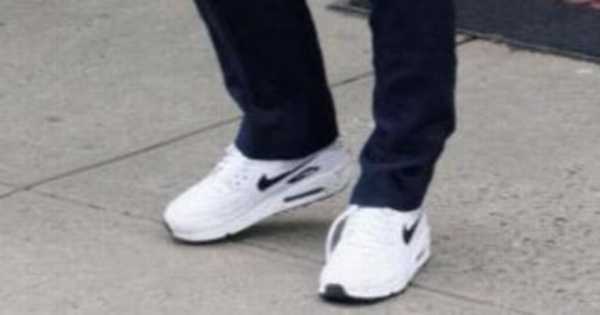 男人穿小白鞋女人喜欢吗?男人穿小白鞋的三大忌 男人穿小白鞋女人喜欢吗?男人穿小白鞋的三大忌