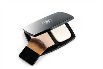 粉饼在什么时候用？粉饼怎么用