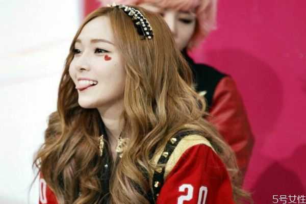 自然系弯眉怎么画？弯眉适合什么脸型