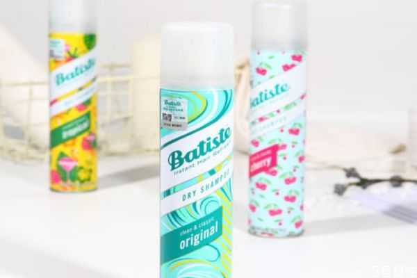 头发太油来不及洗头怎么办?头发油要出门紧急补救方法 头发太油来不及洗头怎么办?头发油要出门紧急补救方法