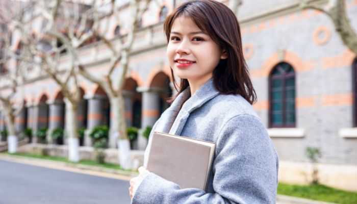 头发怎么剪出层次感 头发怎么剪出层次感