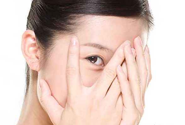 以油溶油去黑头靠谱吗？以油溶油的原理是什么