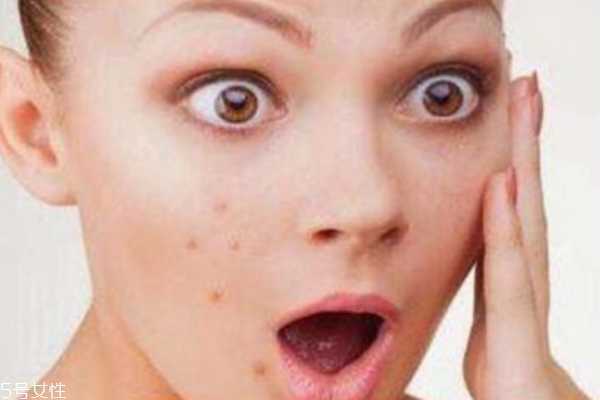 淡妆用什么卸妆产品