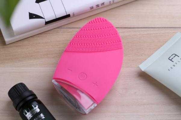 用洁面仪洗脸的好处和坏处 用洁面仪洗脸的好处和坏处