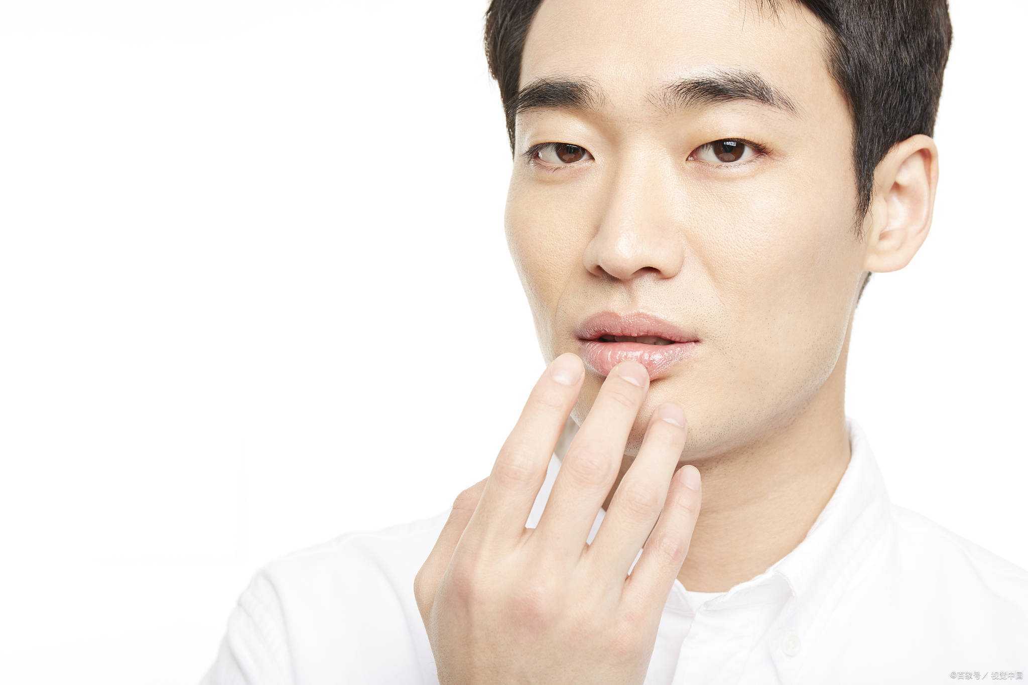 男生护肤的步骤大全