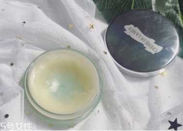 海蓝之谜唇膏真假对比方法 海蓝之谜唇膏真假对比方法