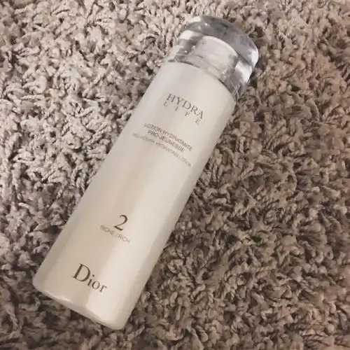 美容液多长时间能吸收完?美容液多久用一次 美容液多长时间能吸收完?美容液多久用一次