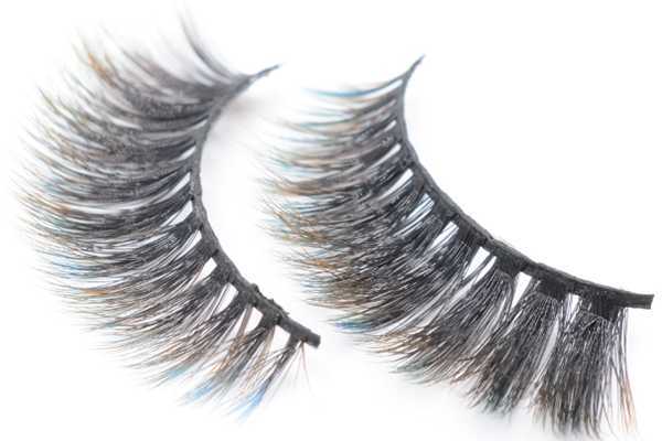 假睫毛能重复使用吗 假睫毛能重复使用吗