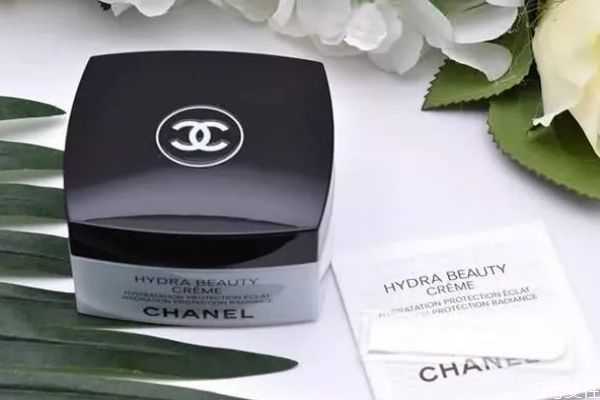 面霜为什么油腻？保湿不油腻的面霜推荐