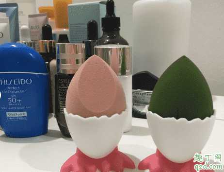 三月兔美妆蛋和尔木萄哪个好 三月兔和尔木萄美妆蛋使用对比2