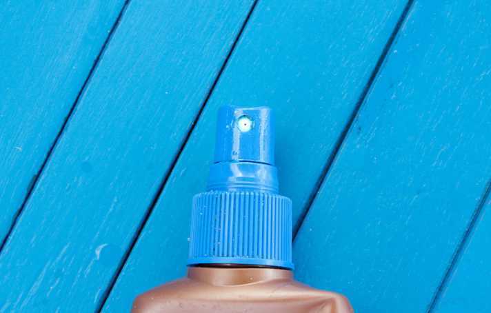 防晒霜第二年还能用吗？怎么判断防晒霜是否过期