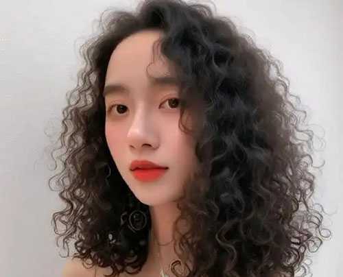 发胶能点燃吗?发胶什么情况下会爆炸 发胶能点燃吗?发胶什么情况下会爆炸