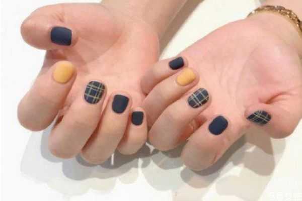 指甲短适合做美甲吗?指甲短做什么款式好看 指甲短适合做美甲吗?指甲短做什么款式好看